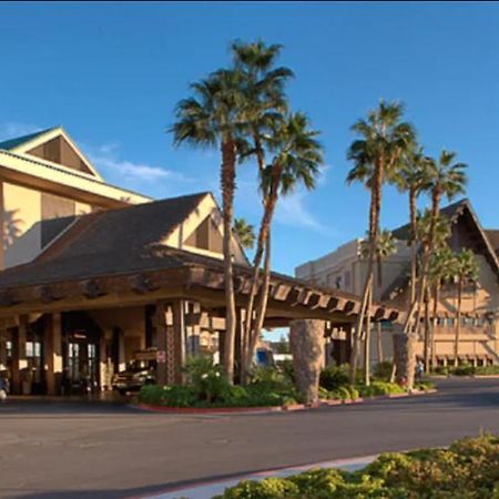 Tahiti Village Resort & Spa Las Vegas Exterior photo